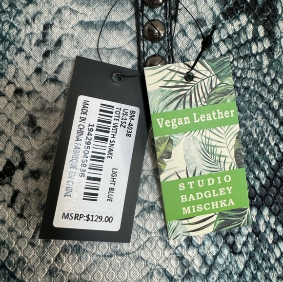 NWT Badgley Mischka Tote with Snake Print - Picture 9 of 11